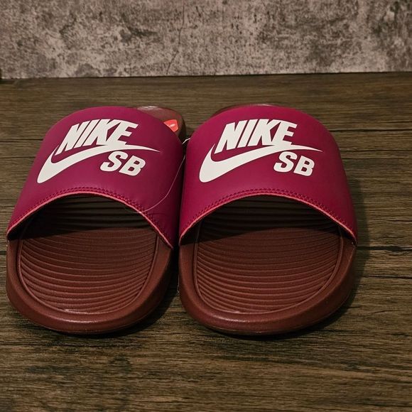 Nike SB slides  - Picture 2 of 4